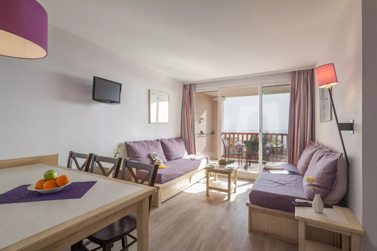 Residence La Pinède, Hyères-A7 Standard - Apt. 7 p. - 1 bedroom + 1 sleeping alcove