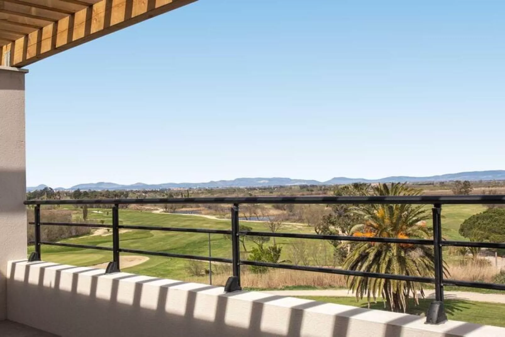 Horizon Golf St Cyprien - 24P vue golf-Terrasbalkon