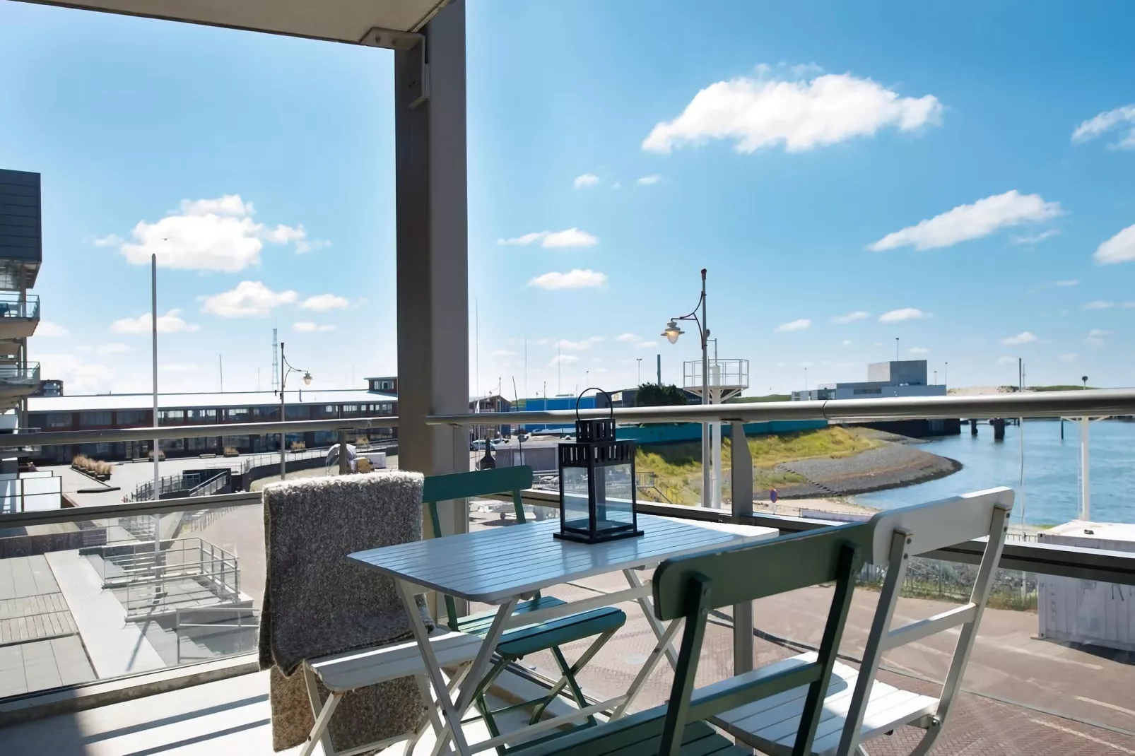 Scheveningen Harbour 36-Terrasbalkon