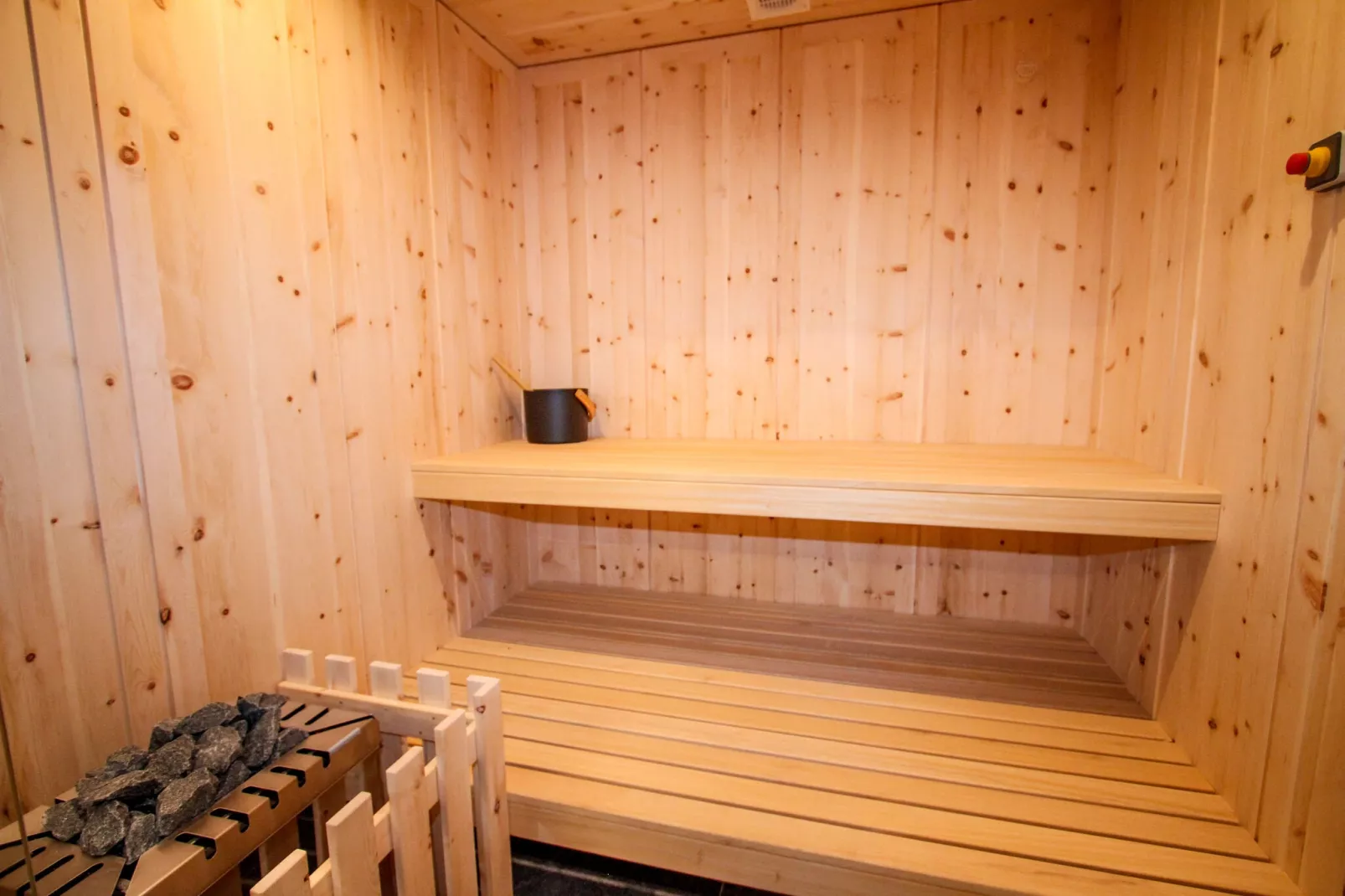 Pinzgauer Almhütte-Sauna
