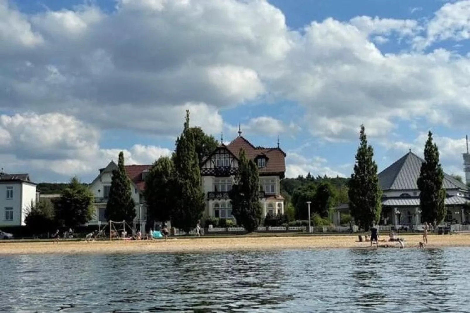 Ferienwohnung Am Strand-Buitenkant zomer