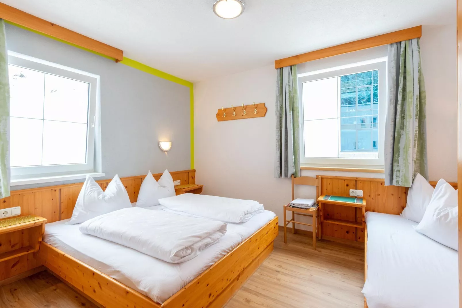 Karin Oben 10PAX-Slaapkamer
