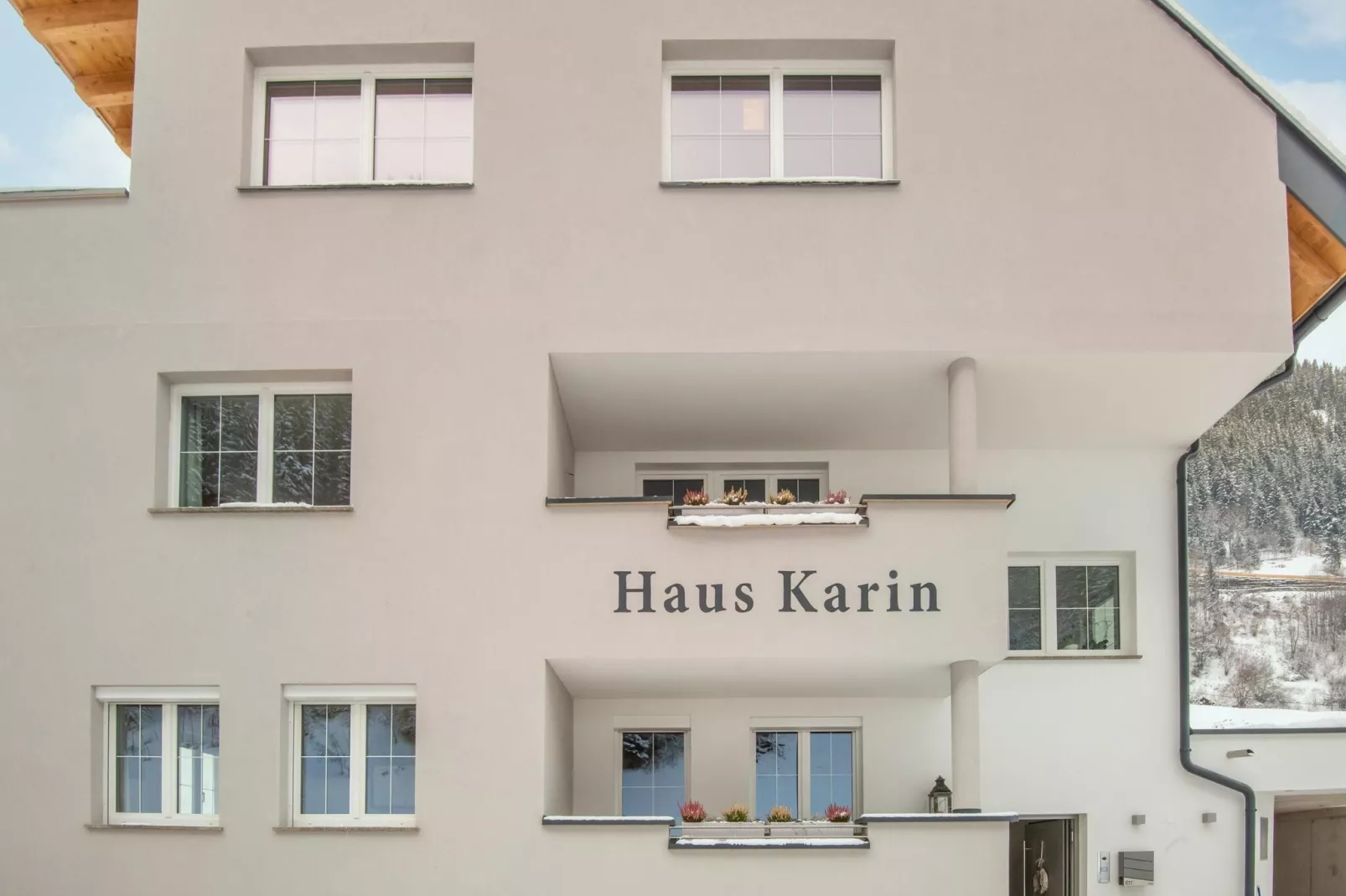 Karin Unten 8PAX-Exterieur winter