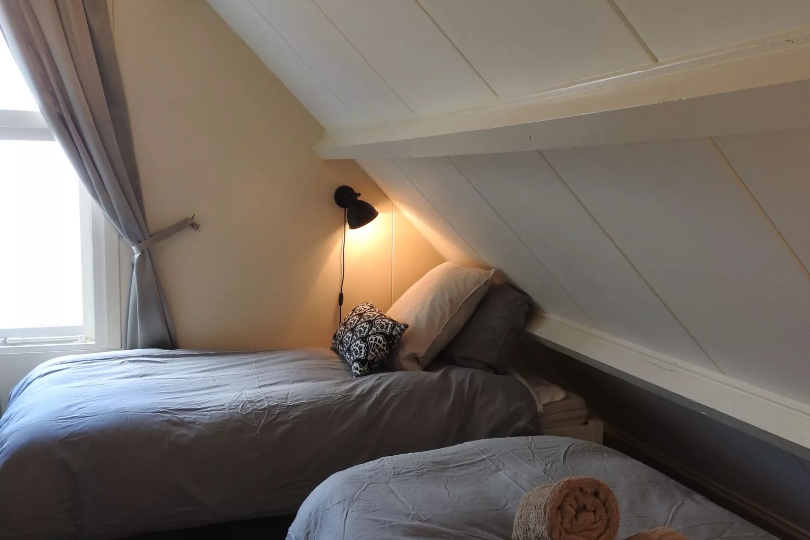 June's Cabin-Slaapkamer
