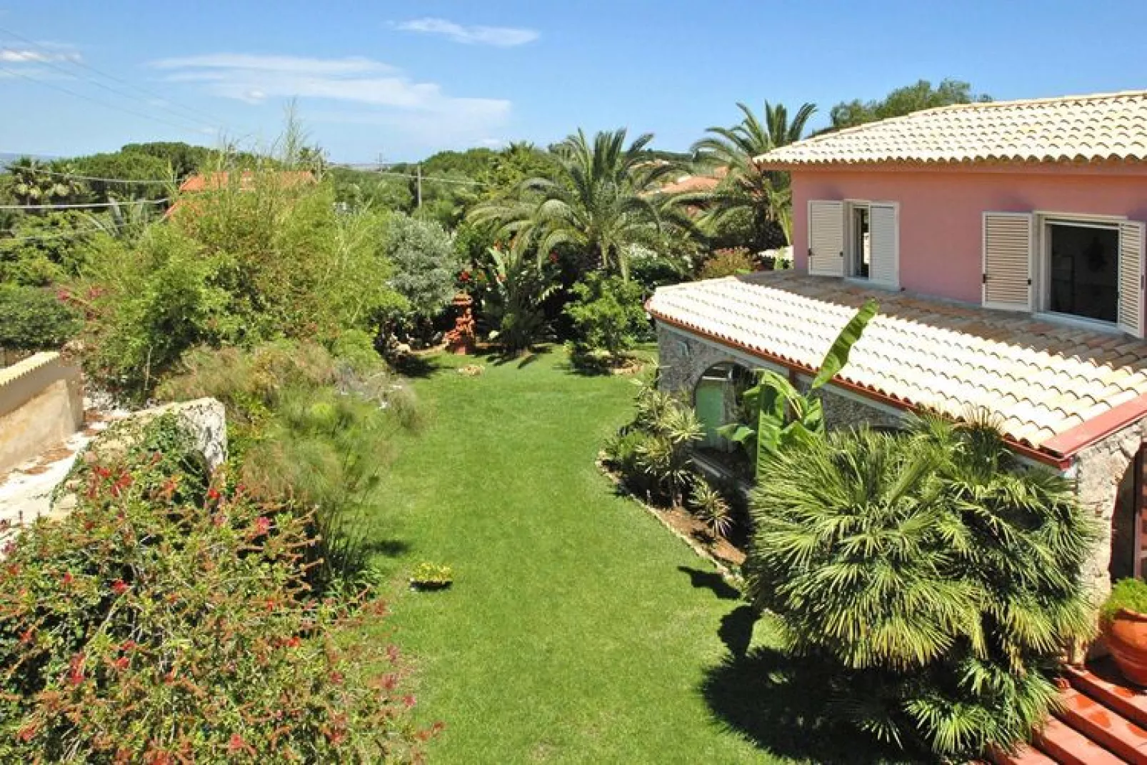 Holiday home Terrauzza-Villa Elonora 150 qm-Tuinen zomer