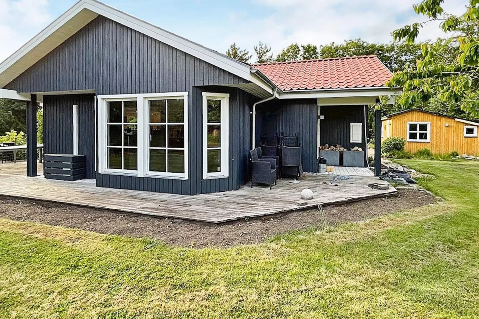 Unieke cottage in Skals met een parkachtige tuin