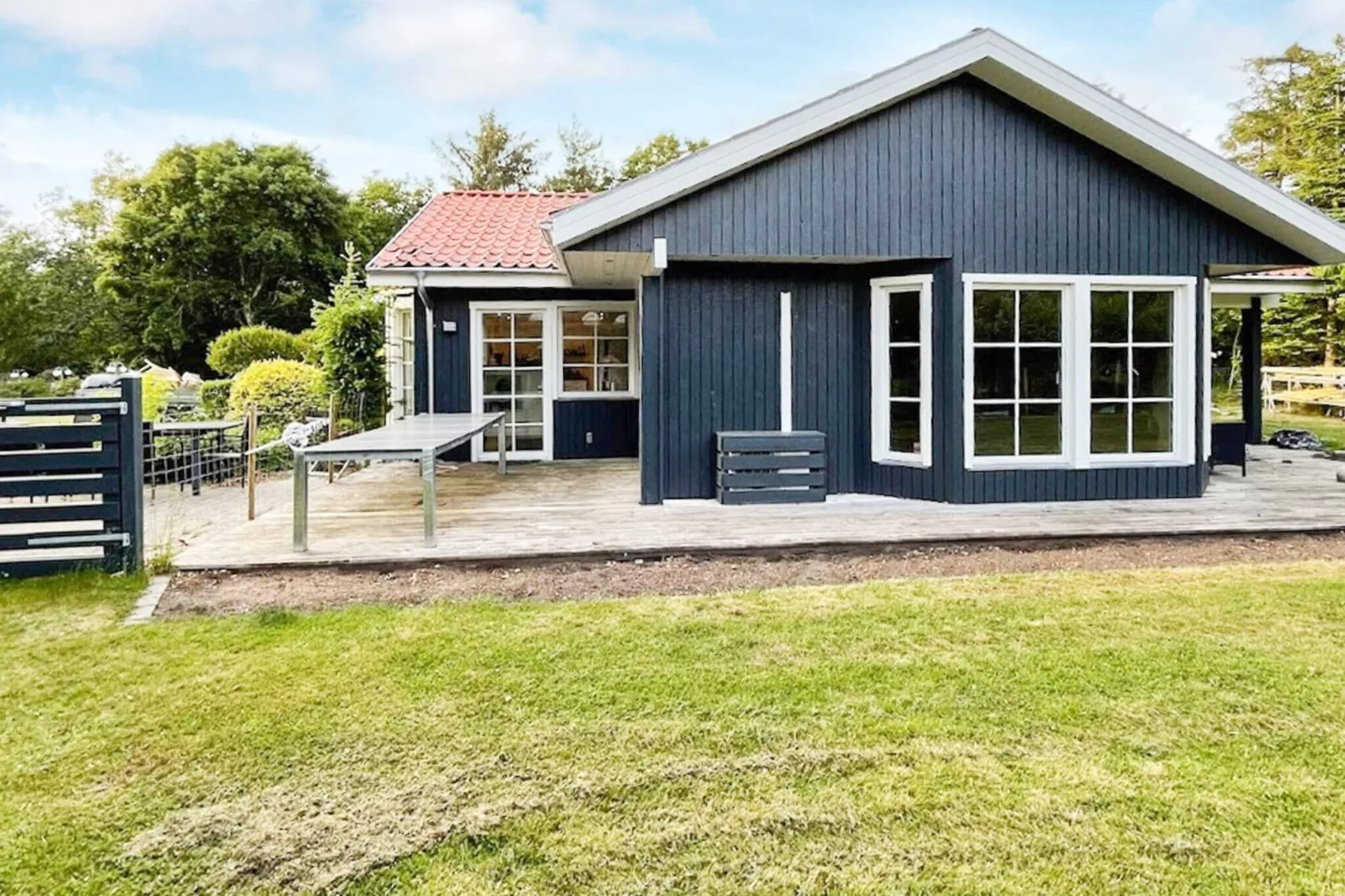 Unieke cottage in Skals met een parkachtige tuin-Buitenlucht