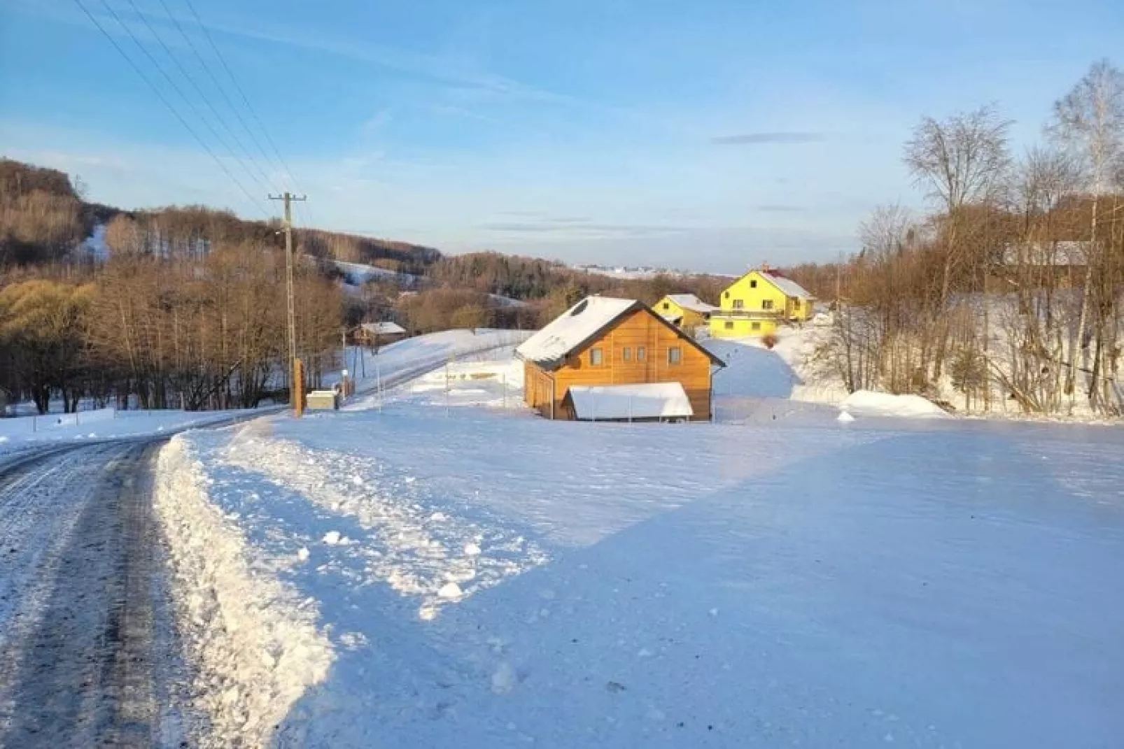 Komfortowy dom wakacyjny z basenem dla 12 osób-Exterieur winter