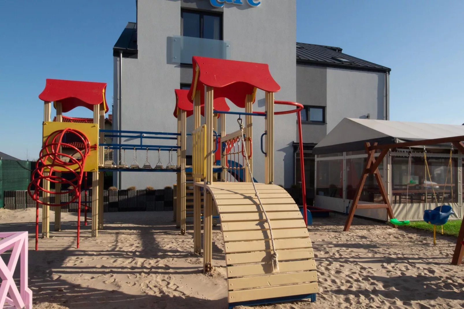 Apartament studio 4 os Sianożęty-Tuinen zomer