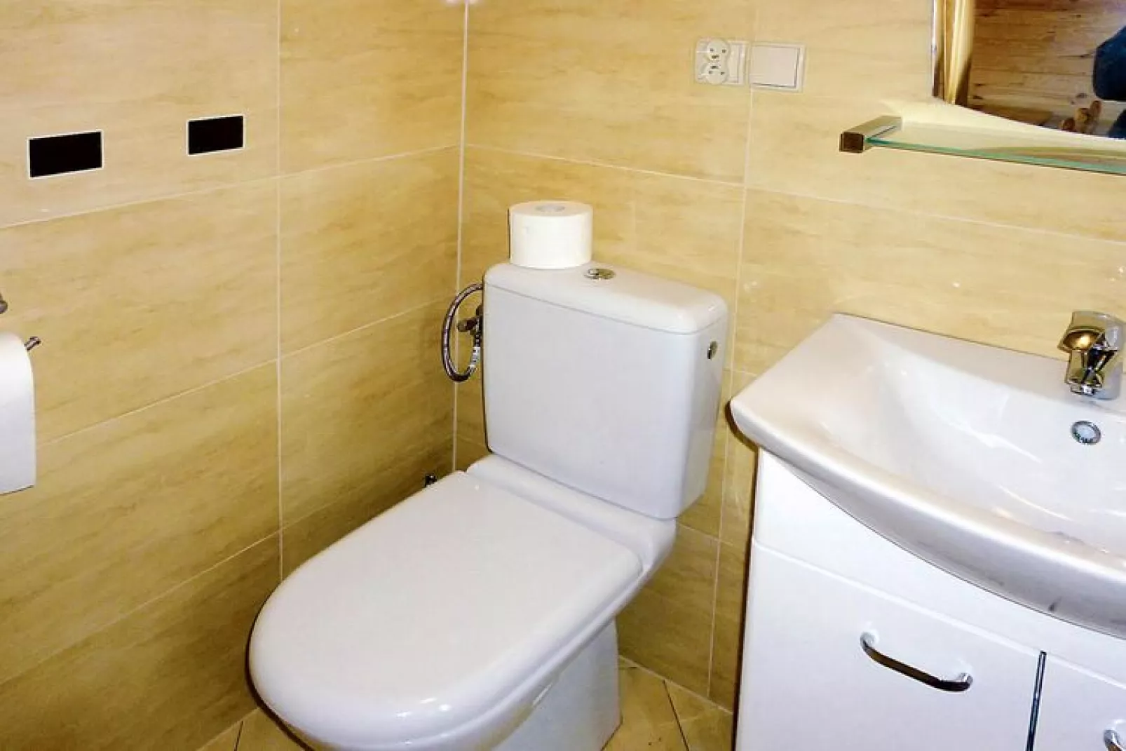 Ośrodek wczasowy Sarbinowo-Badkamer