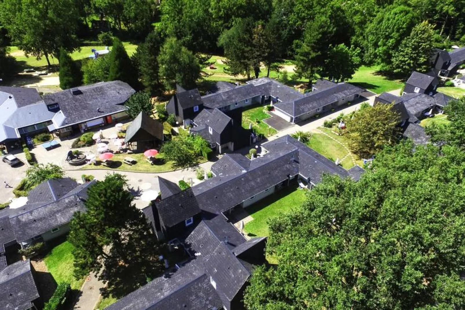 Holiday resort Normandie Forges-les-Eaux // Gîte 3 pcs 5 pers et 1 bébé 2 salles d'eau