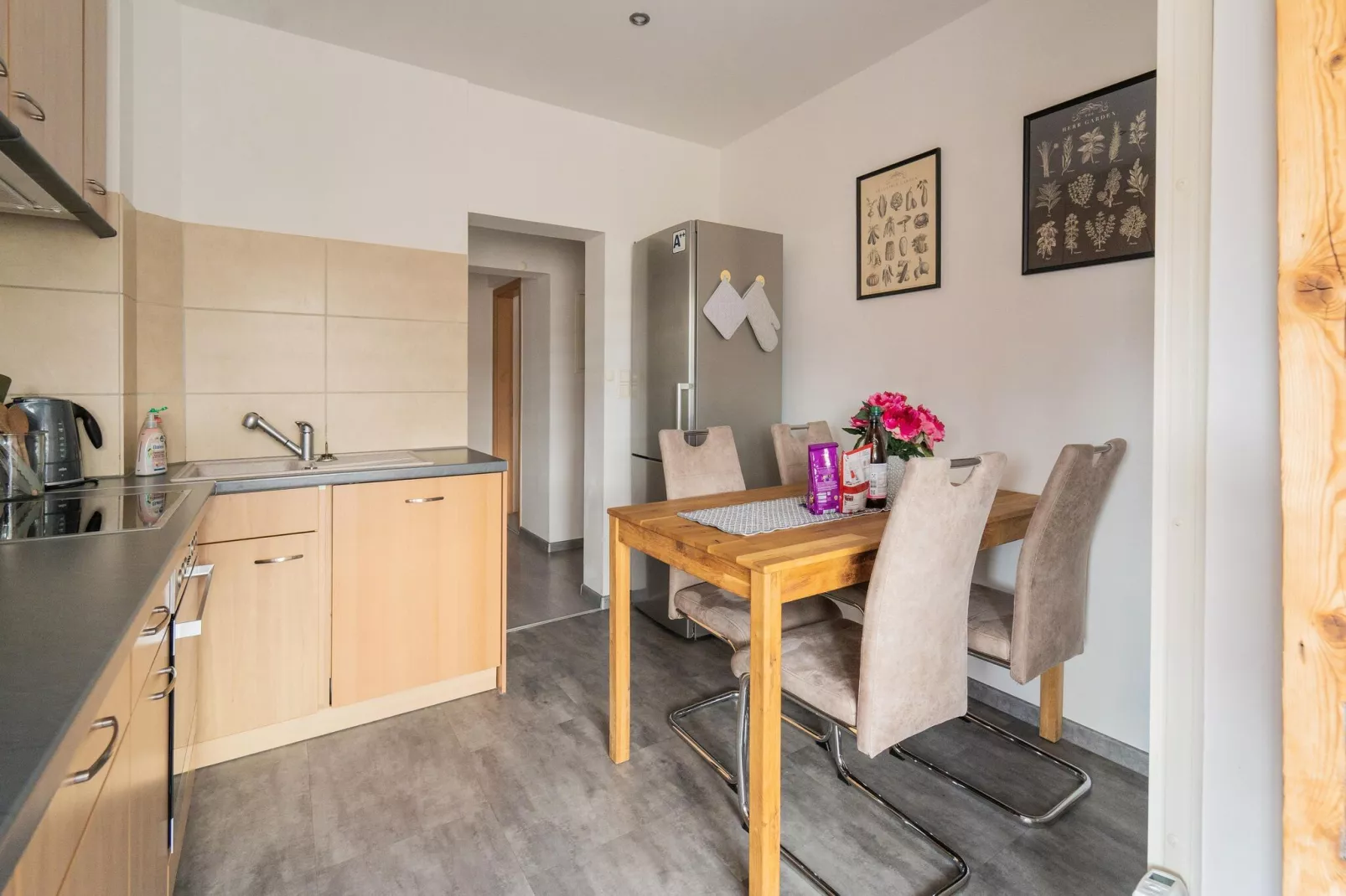 Ferienwohnung Carola-Eetkamer