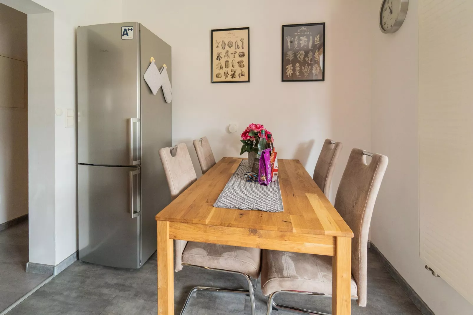 Ferienwohnung Carola-Eetkamer