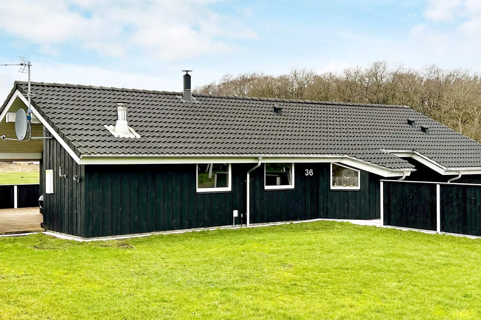 Stijlvol vakantiehuis in de buurt van de zee in Storvorde-Buitenlucht