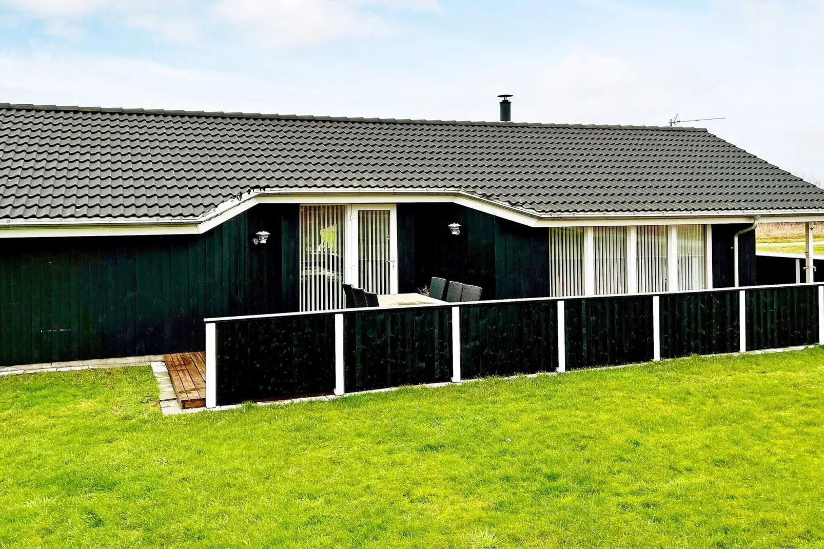 Stijlvol vakantiehuis in de buurt van de zee in Storvorde-Buitenlucht