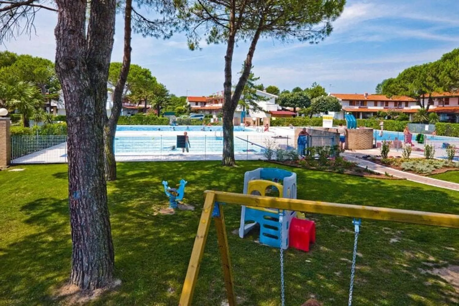 Holiday resort Villaggio Danubio, Bibione Spiaggia-Tipo A-Tuinen zomer