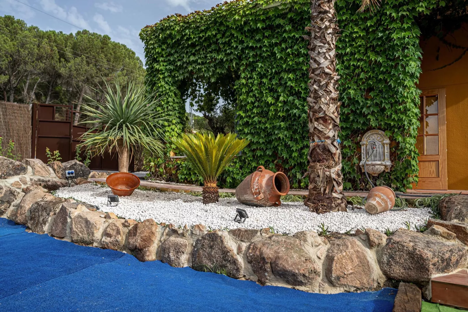 Villa in las Jaras - CT 119 CO 7PAX-Tuinen zomer