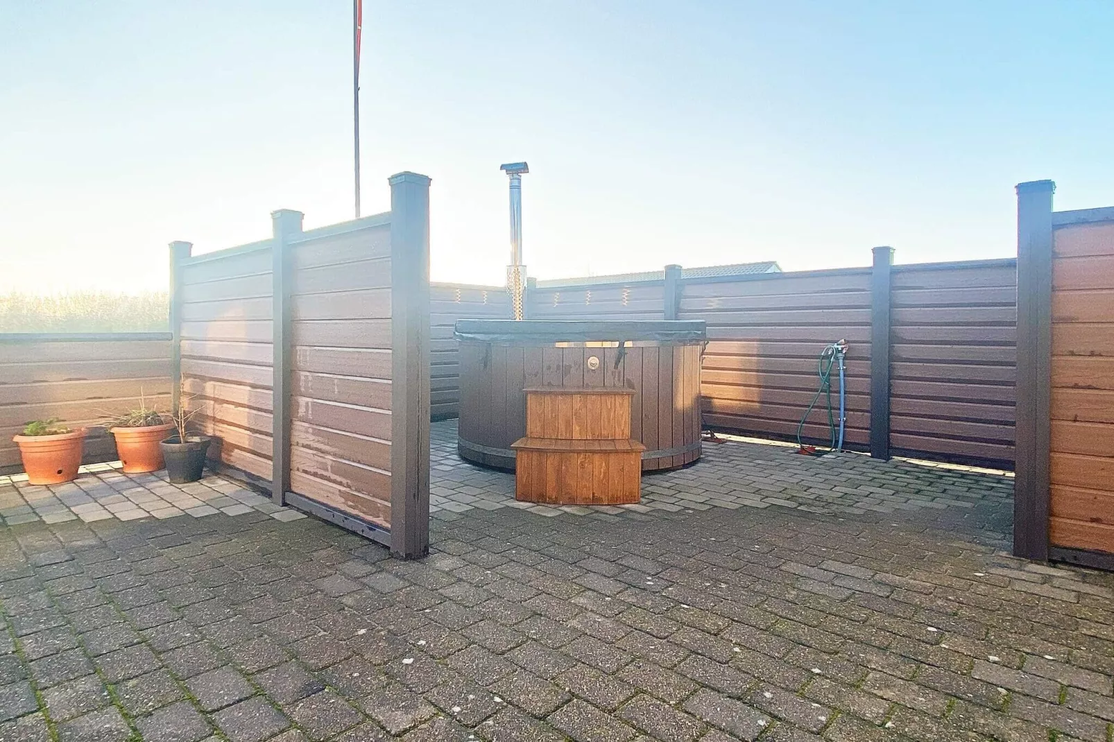 Rustig vakantiehuis in Hemmet met bubbelbad