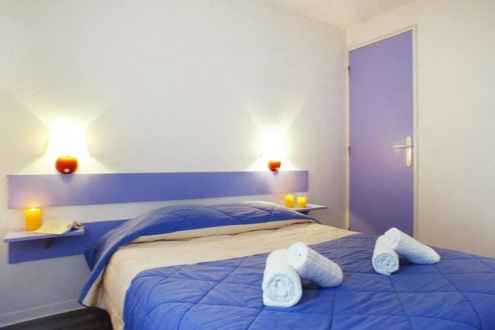 Holiday resort Soulac-sur-Mer Bordeaux Médoc - Soulac-sur-Mer // Gîte 3 pcs 5 pers et 1 bébé VUE MER-Slaapkamer