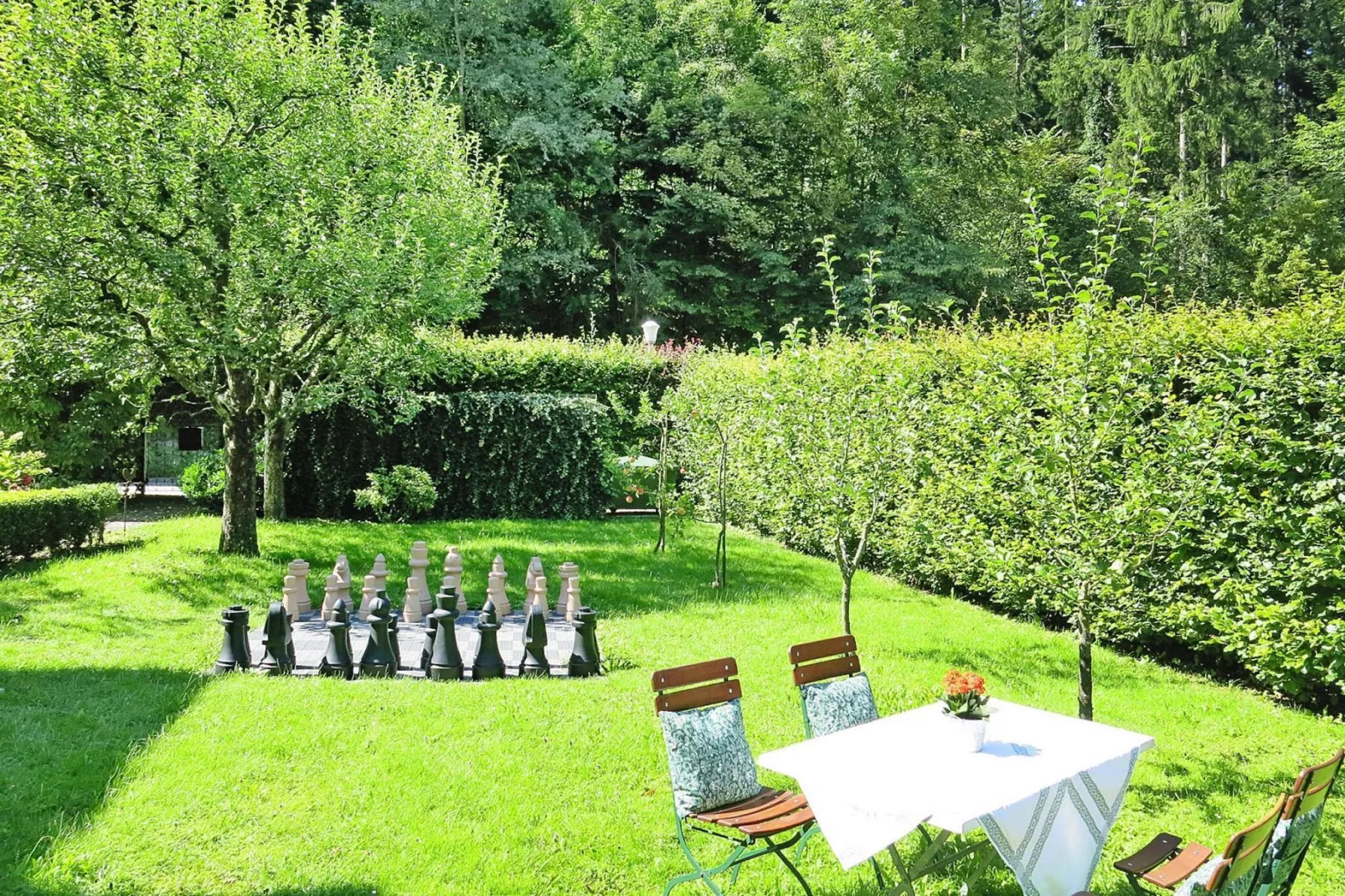 Country house Monika Bayerisch Gmain-2-Raum-App 48 qm EG o OG-Tuinen zomer