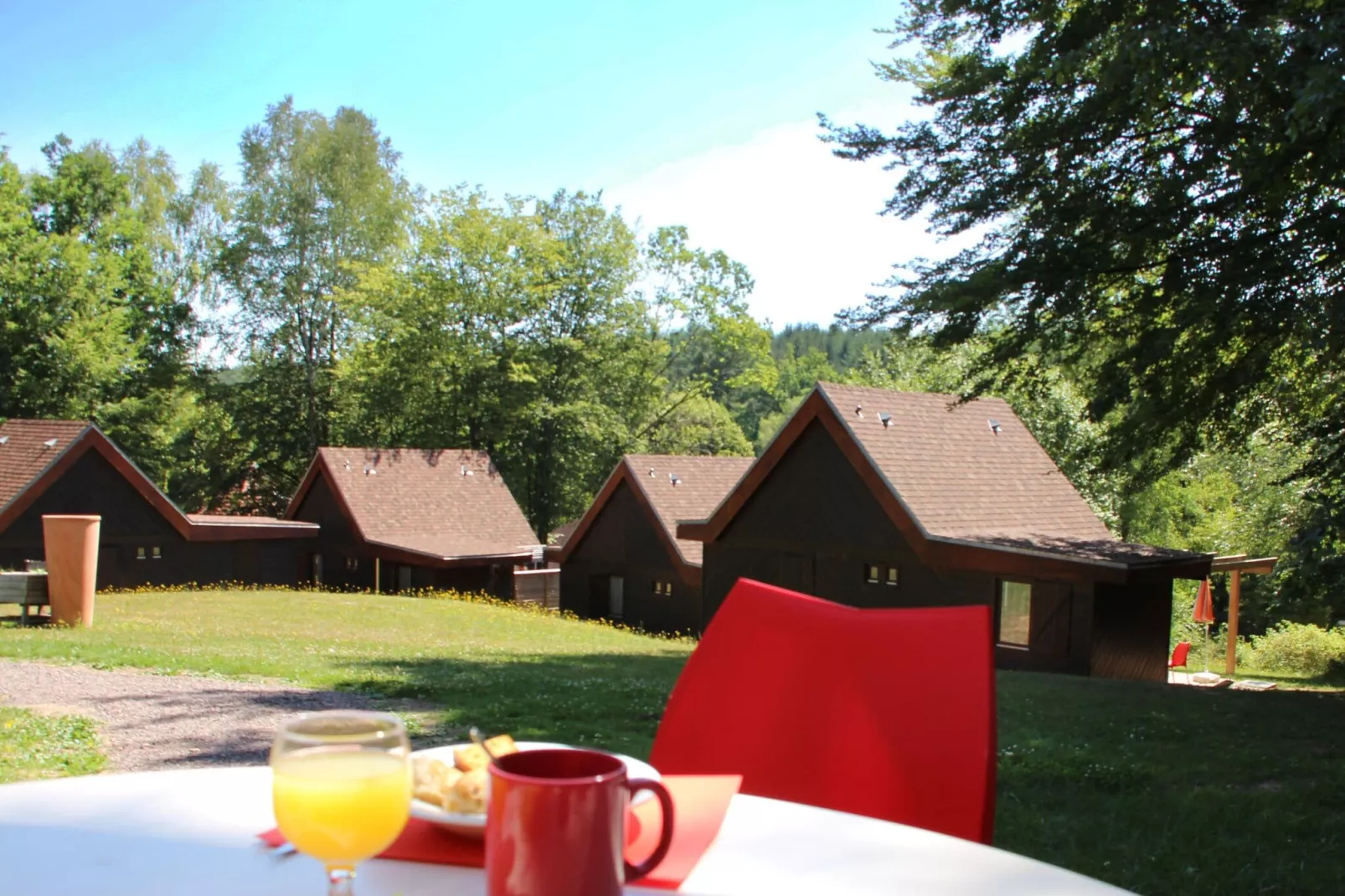 Holiday resort Les Vosges - Bitche // Chalet 3 pcs 5 pers et 1 bébé-Buitenlucht