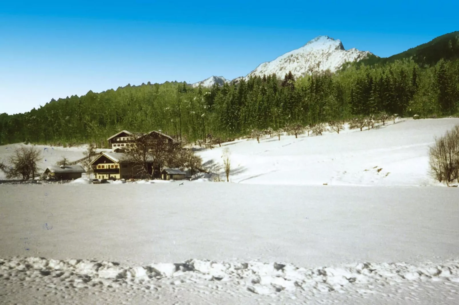 Country house Monika, Bayerisch Gmain-Studio, 48 qm (OG)-Gebied winter 1km