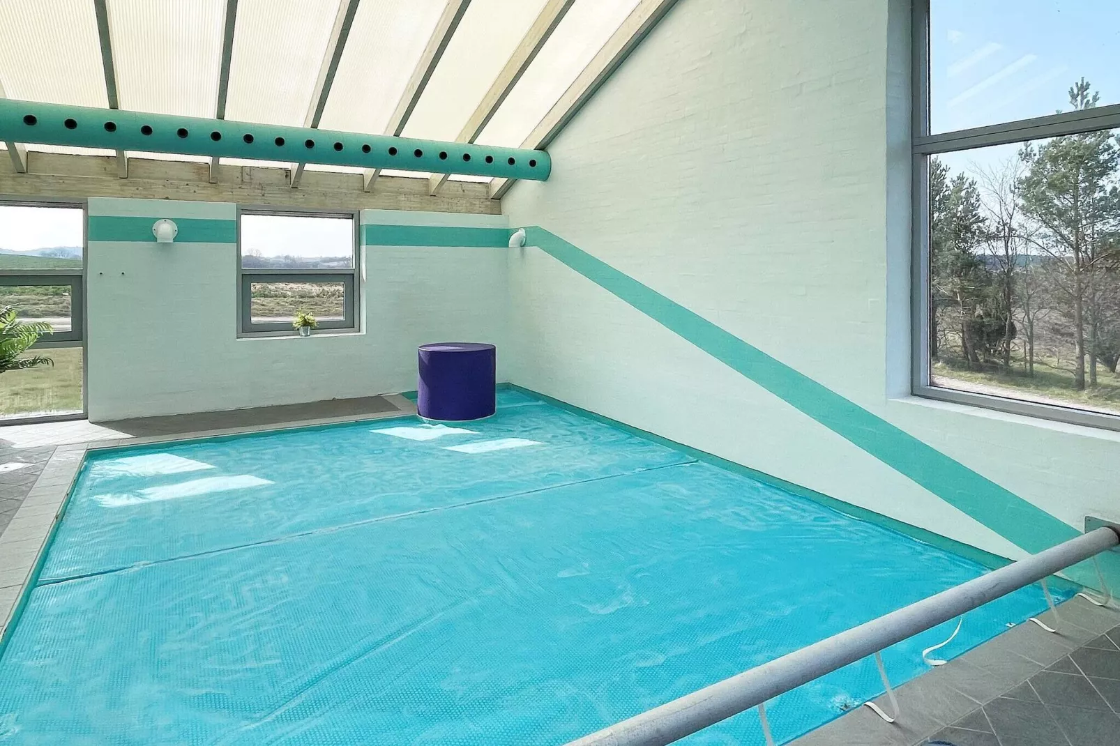 8 persoons vakantie huis in Knebel-By Traum-Zwembad