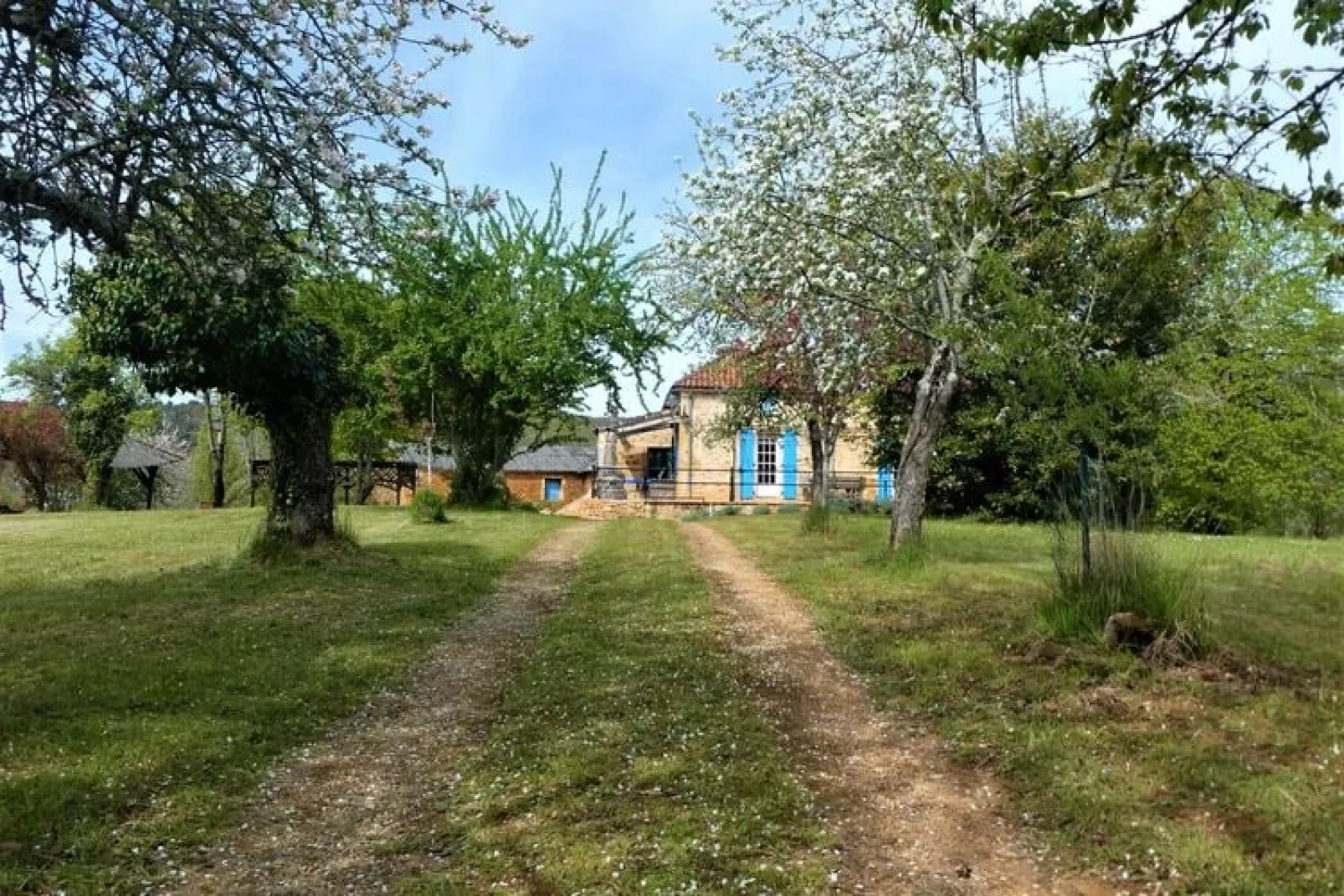 Maison de vacances - PUY-L'EVÊQUE-Buitenkant zomer