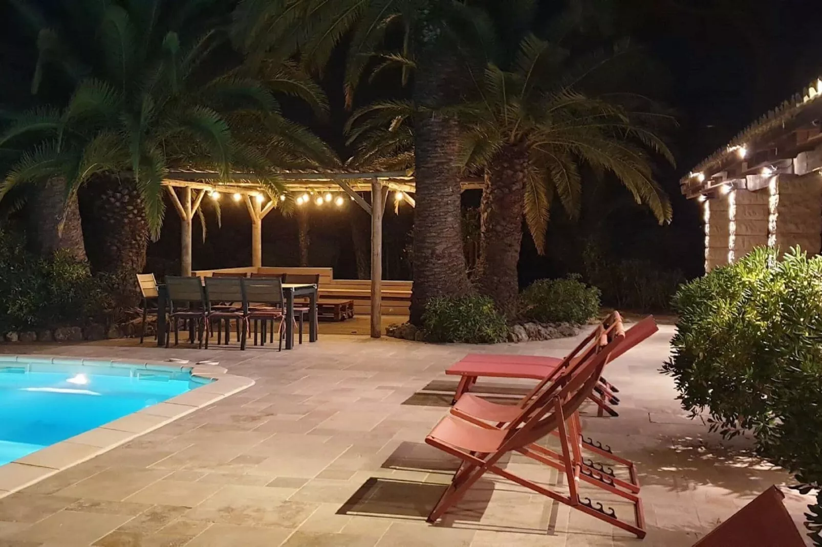 Villa in La Croix-Valmer-Terrasbalkon