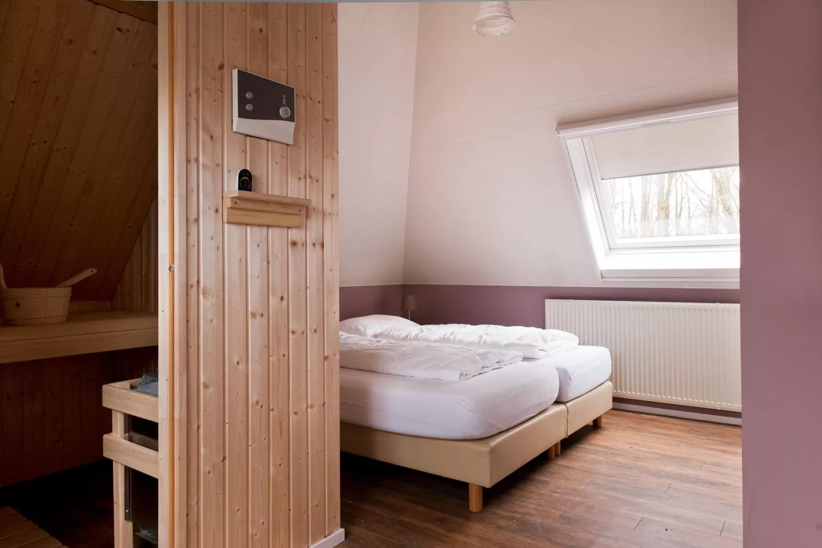 Grand Fisker Wellness de luxe met sauna buitenspa & sloep seizoensgebonden-Slaapkamer