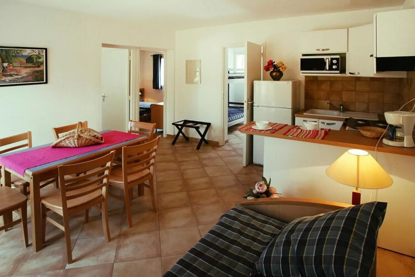 Residence Cala Bianca Borgo-Plage // 3 pcs ou 3 pcs cabine / T3 48 à 51 m2-Woonkamer