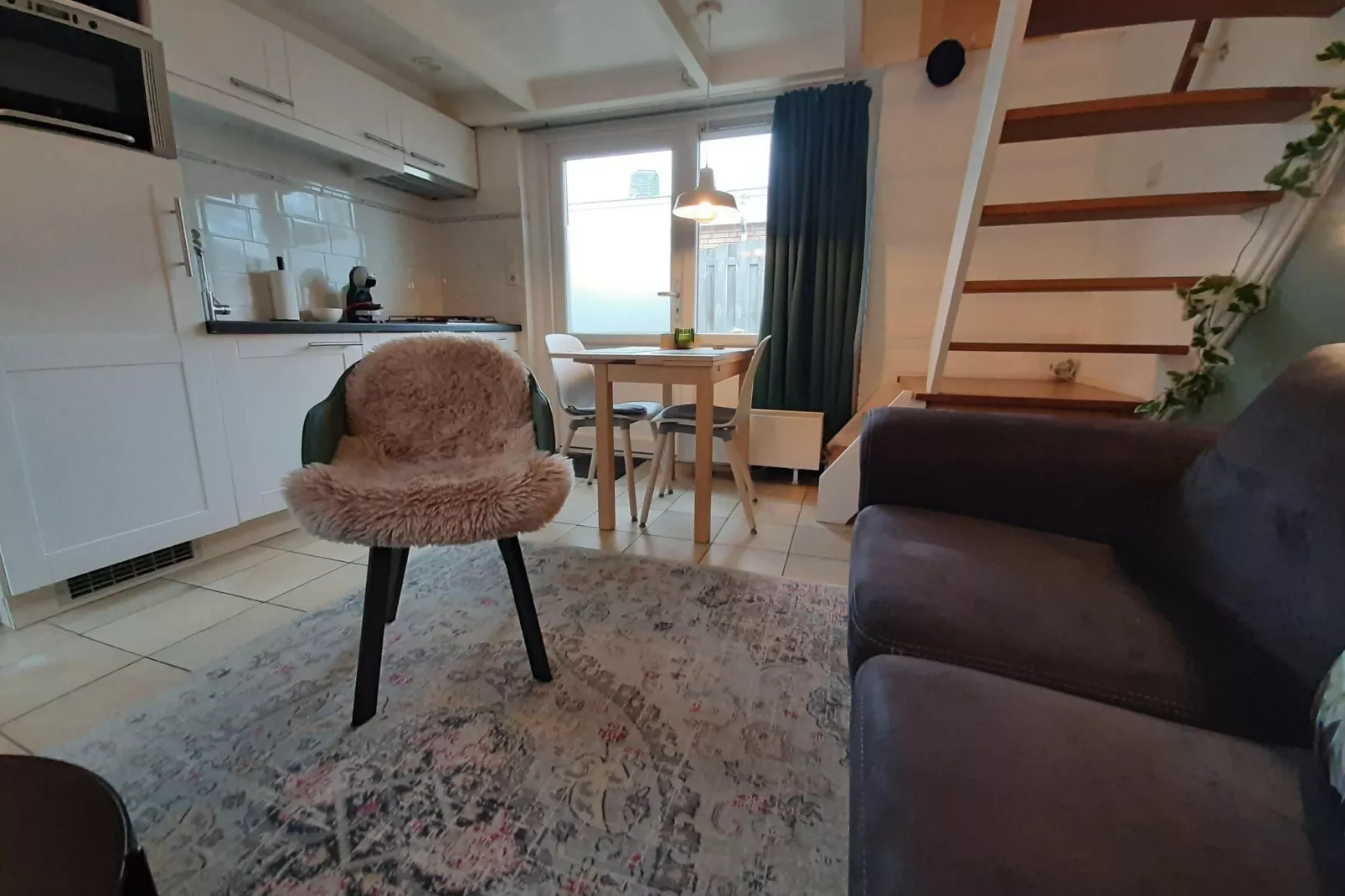 Balsemien Appartement C-Woonkamer