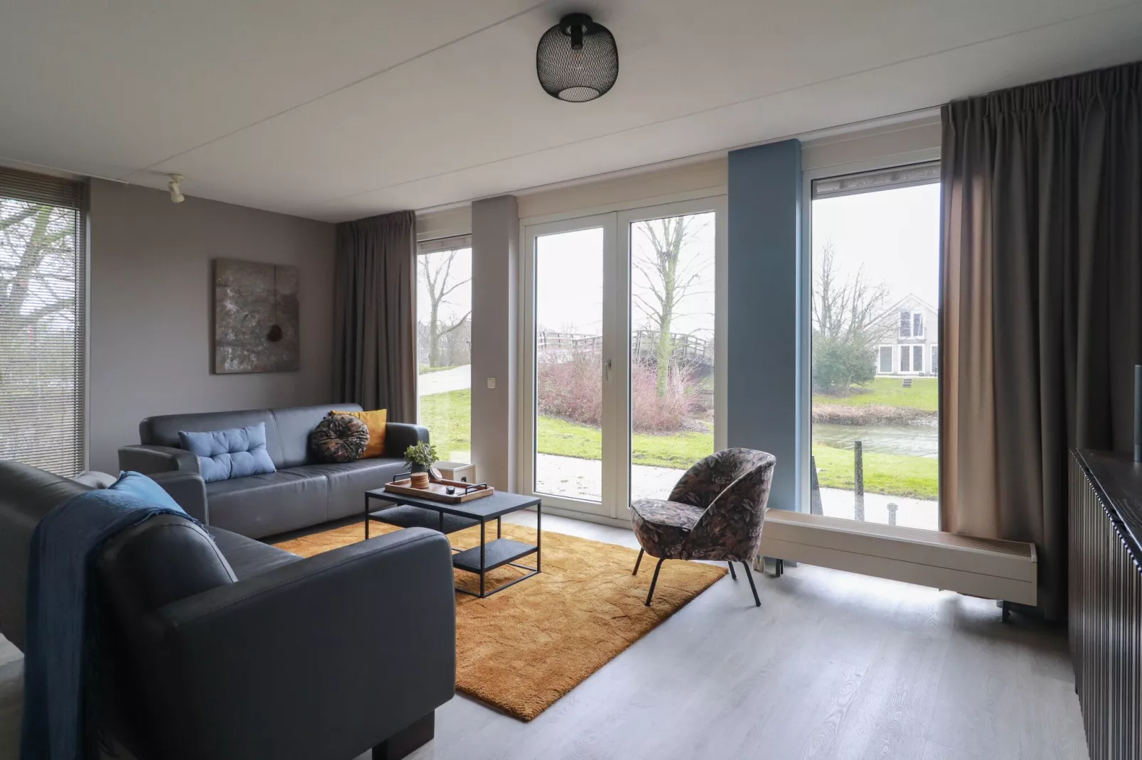 Beach Resort Makkum 30-Woonkamer