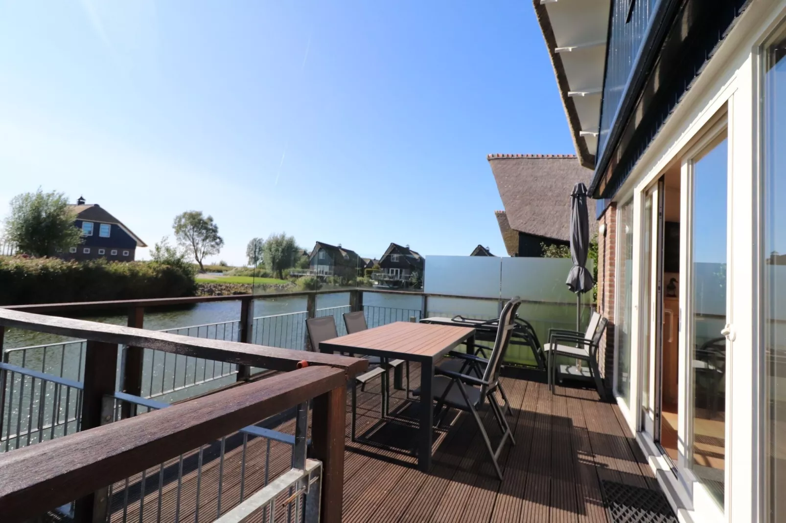 Beach Resort Makkum 33-Terrasbalkon