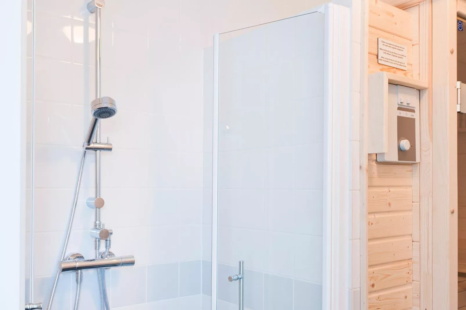 Grand Tolve Wellness de luxe met sauna buitenspa-Badkamer