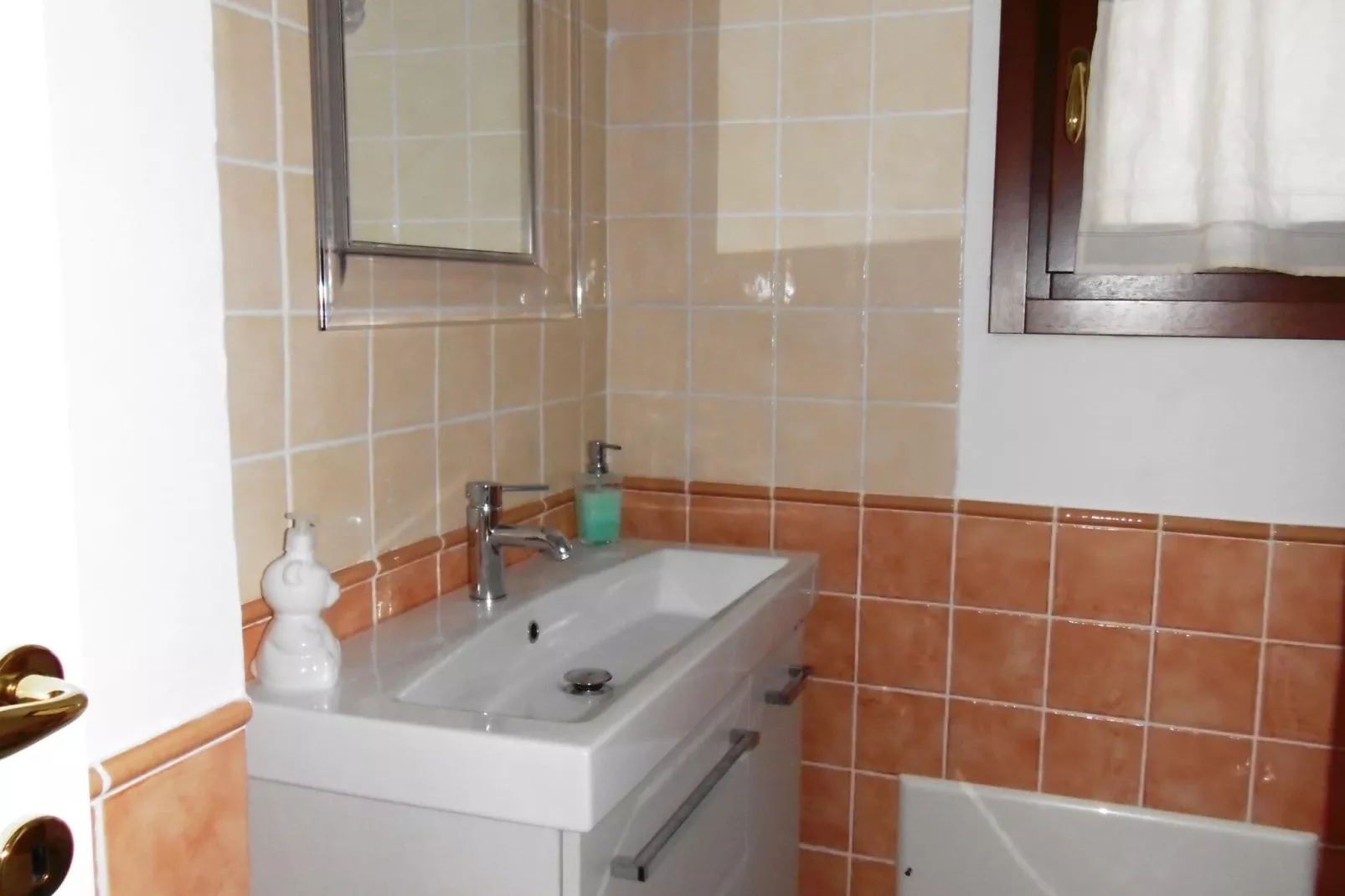 Apartment I Meridiani L13  4 T Lu Titimbaru  Cannigione-Badkamer
