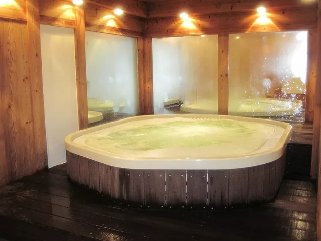 Romantische vakantiehuisjes in Nederland met jacuzzi